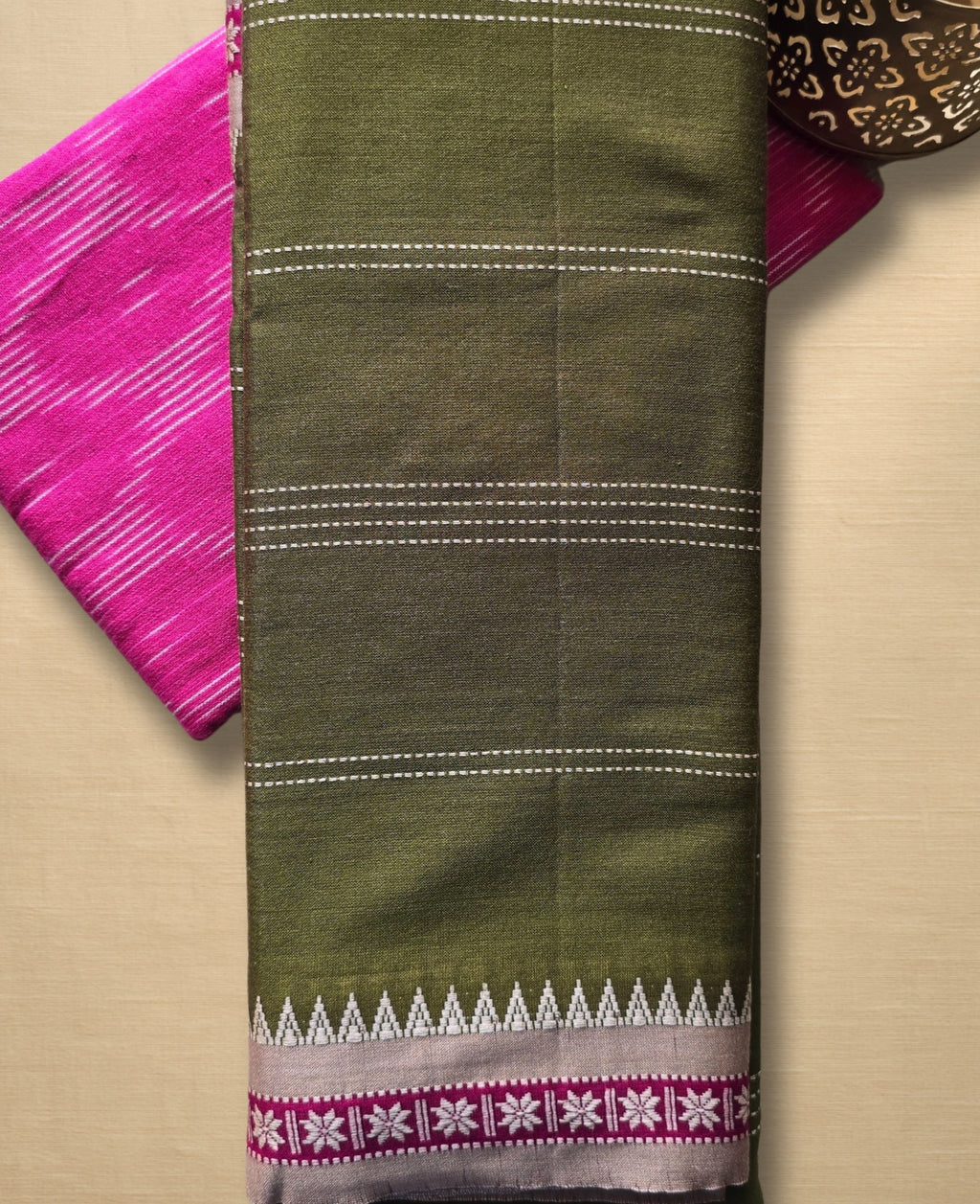 Narayanpet light green with pink border with Ikkat Blouse