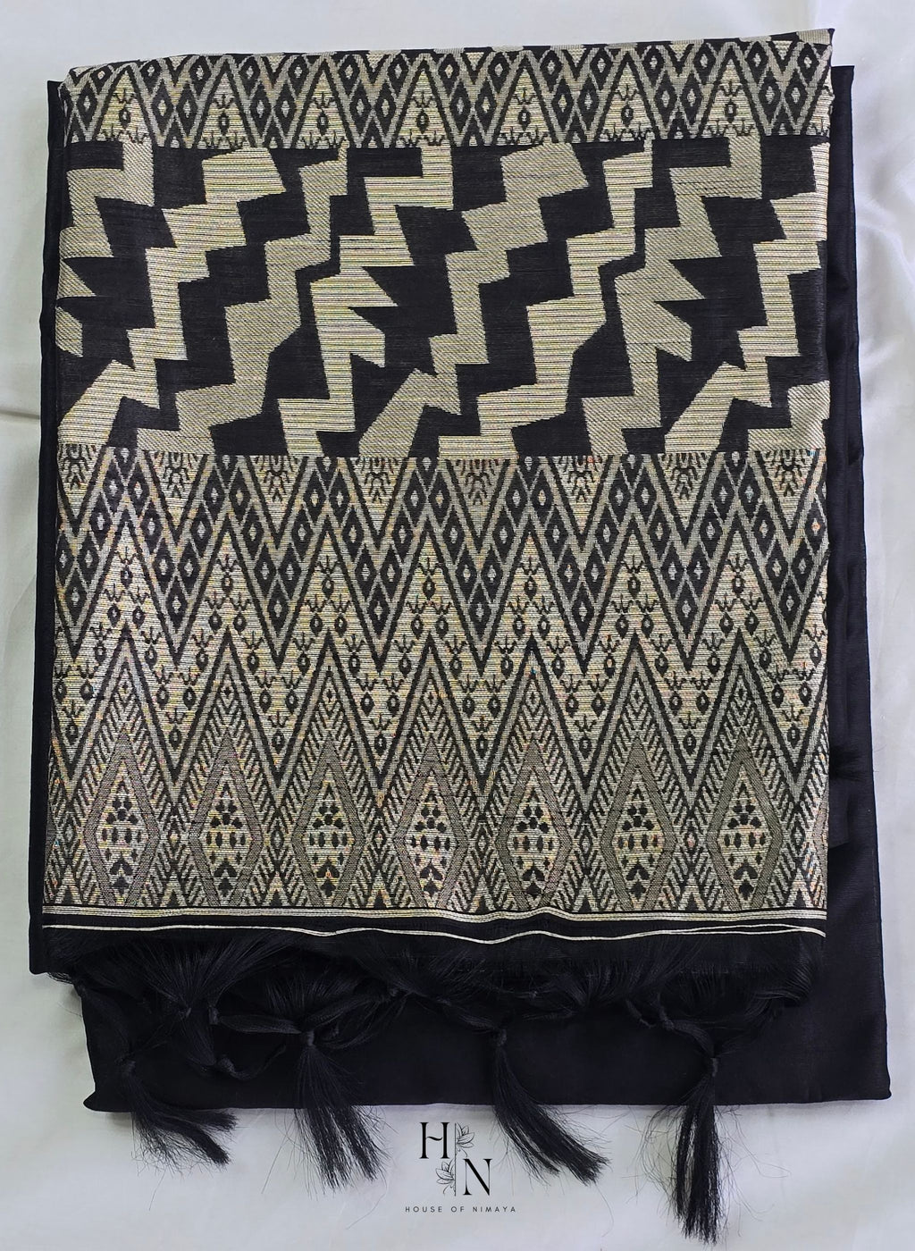 Raw Silk Geometrical Print Modern Saree